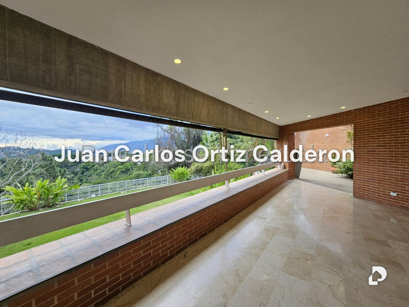 Casa en Macaracuay, Caracas – 30