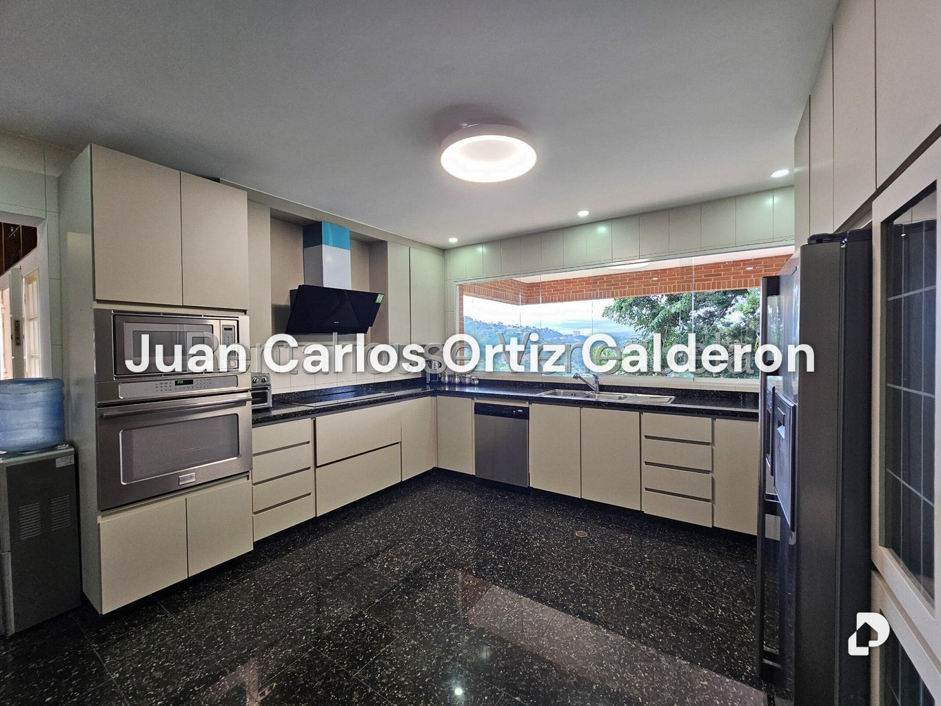 Casa en Macaracuay, Caracas – 11