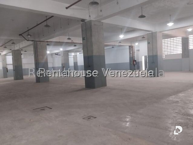 Edificio en Mariche, Caracas