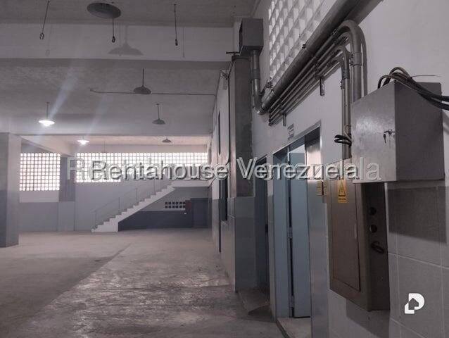 Edificio en Mariche, Caracas