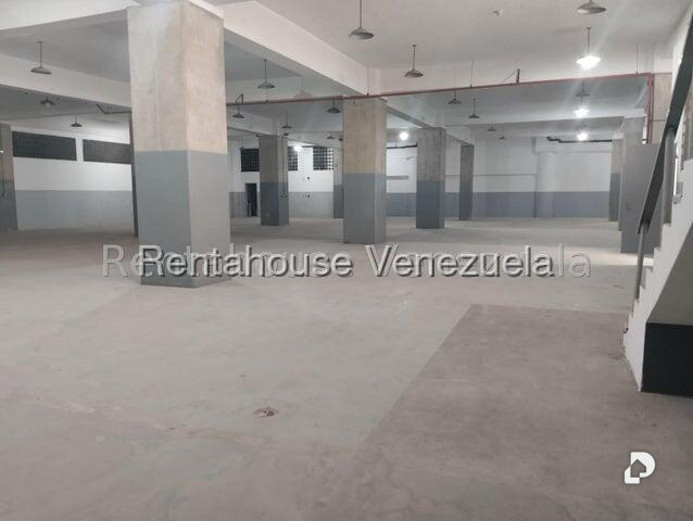 Edificio en Mariche, Caracas