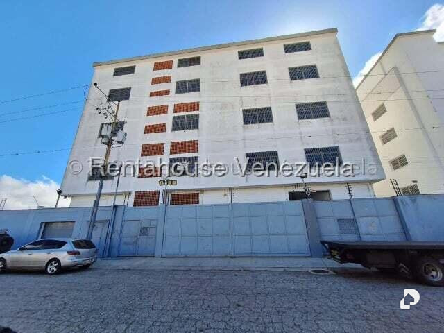 Edificio en Mariche, Caracas