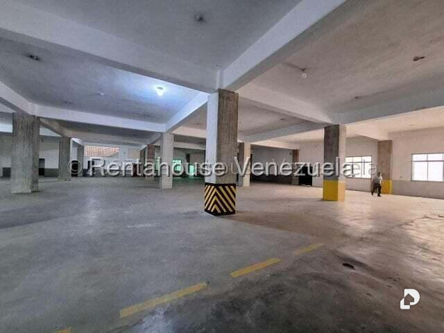 Edificio en Mariche, Caracas