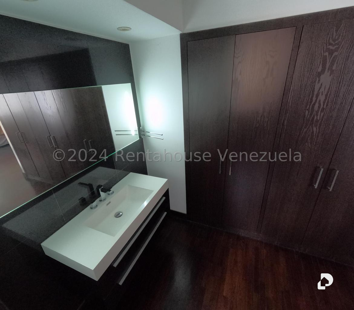 Apartamento en Las Mercedes, Caracas – 26