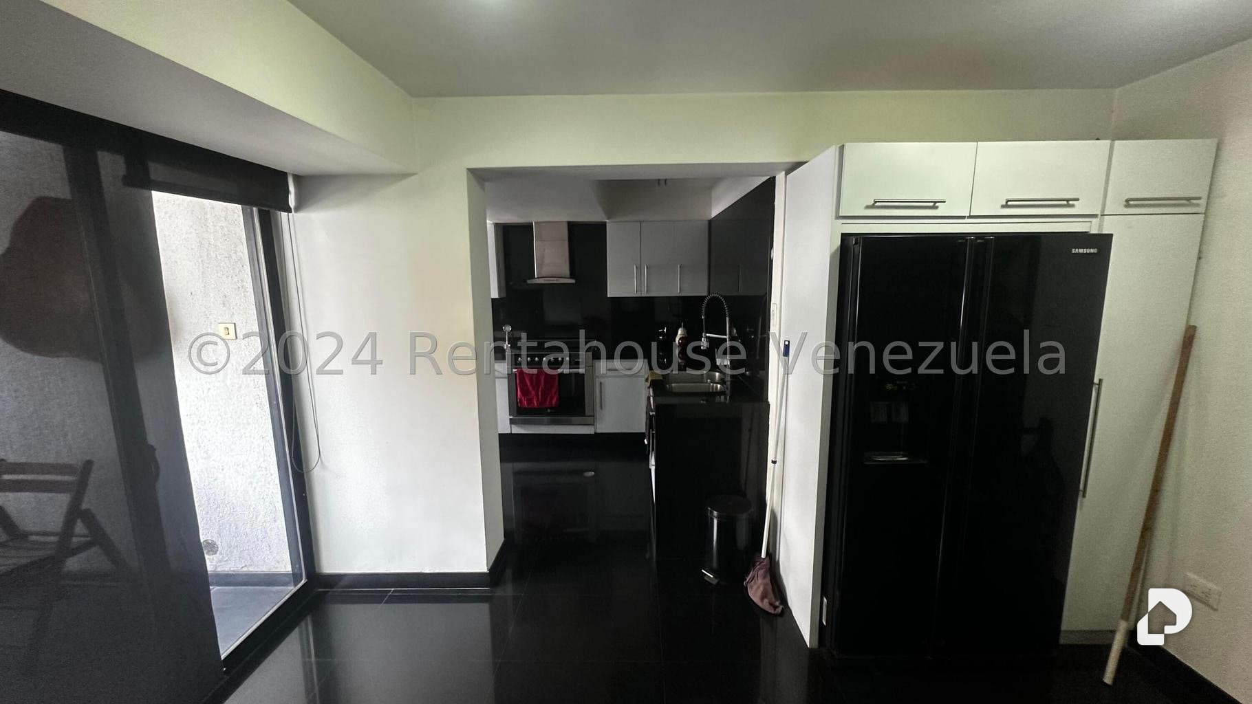 Apartamento en Las Mercedes, Caracas – 10