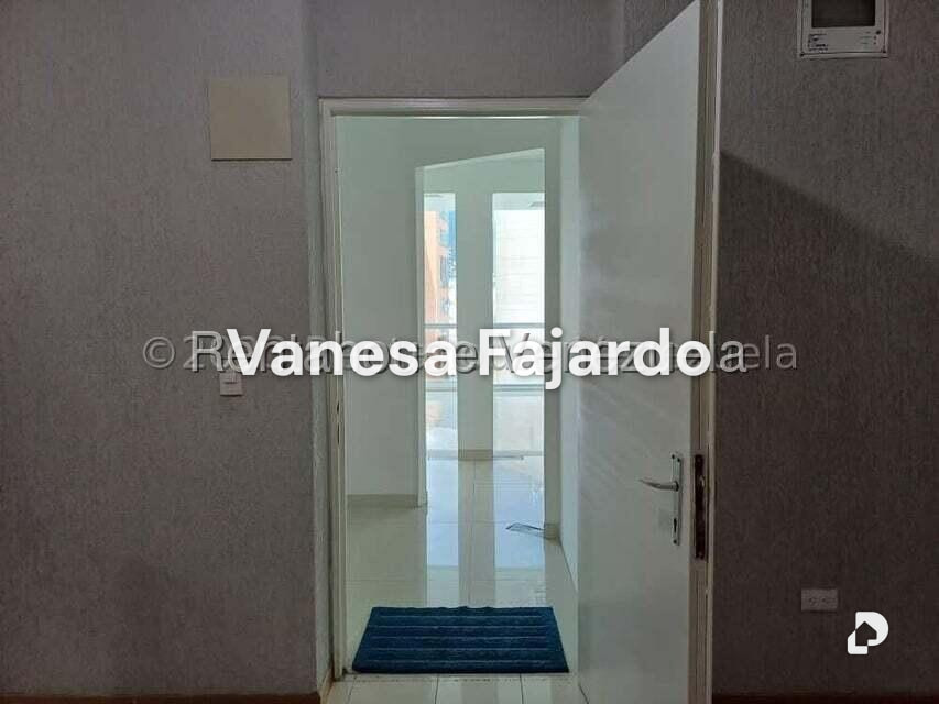 Office in El Rosal, Caracas – 5