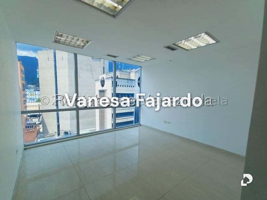 Office in El Rosal, Caracas – 14