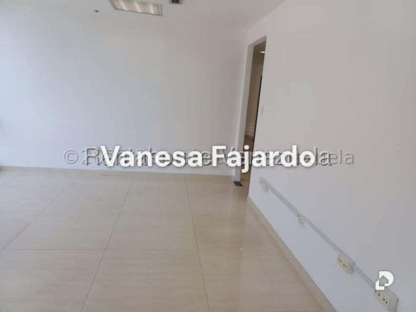 Office in El Rosal, Caracas – 10
