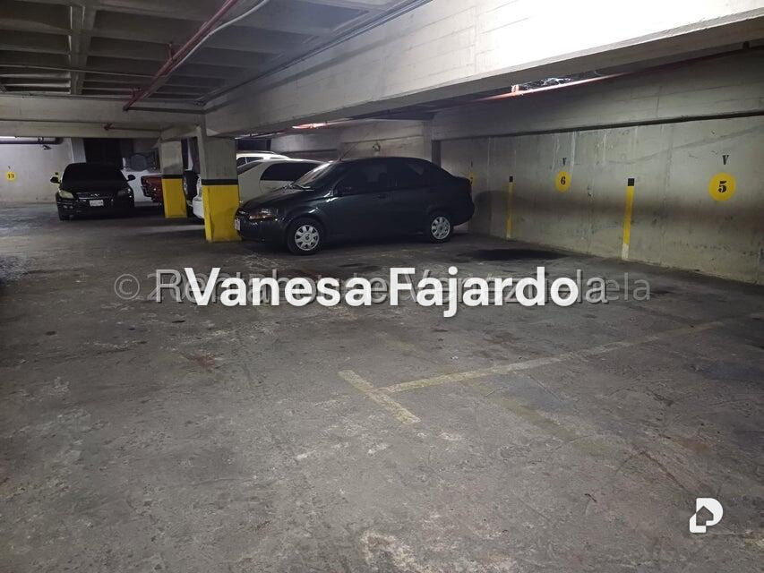 Office in El Rosal, Caracas – 23