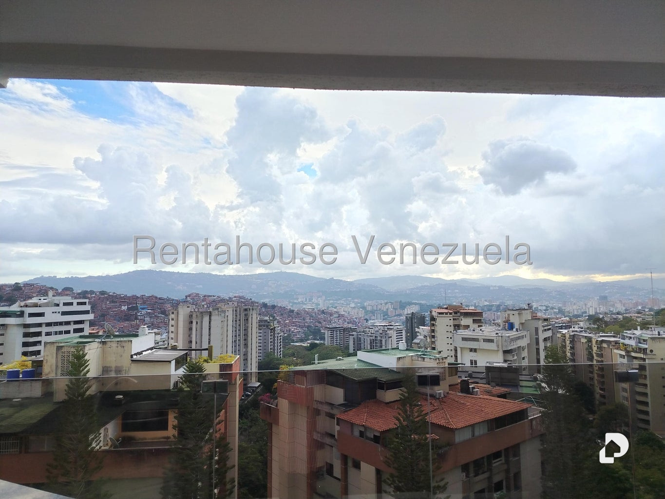 Apartamento en Terrazas del Ávila, Caracas