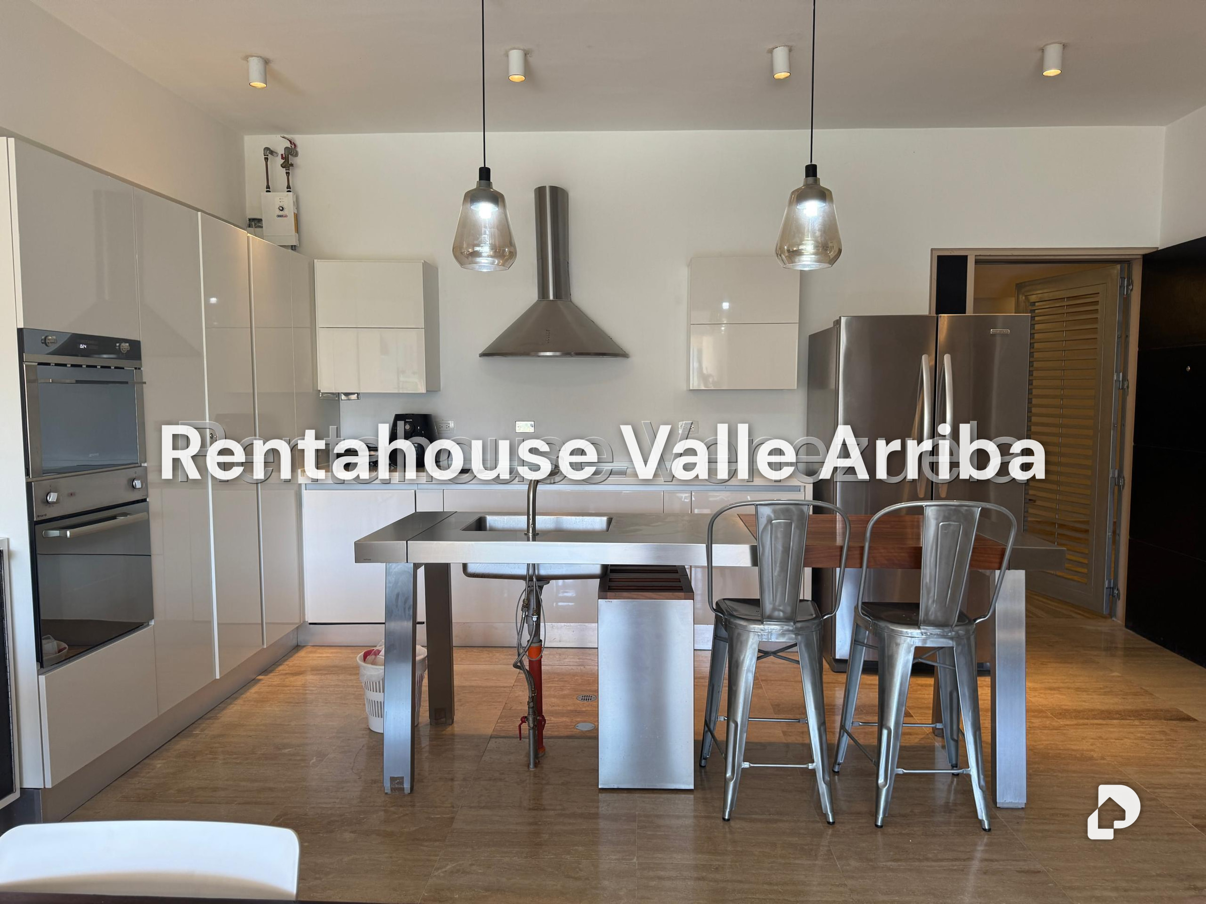 Apartamento en Las Mercedes, Caracas – 16