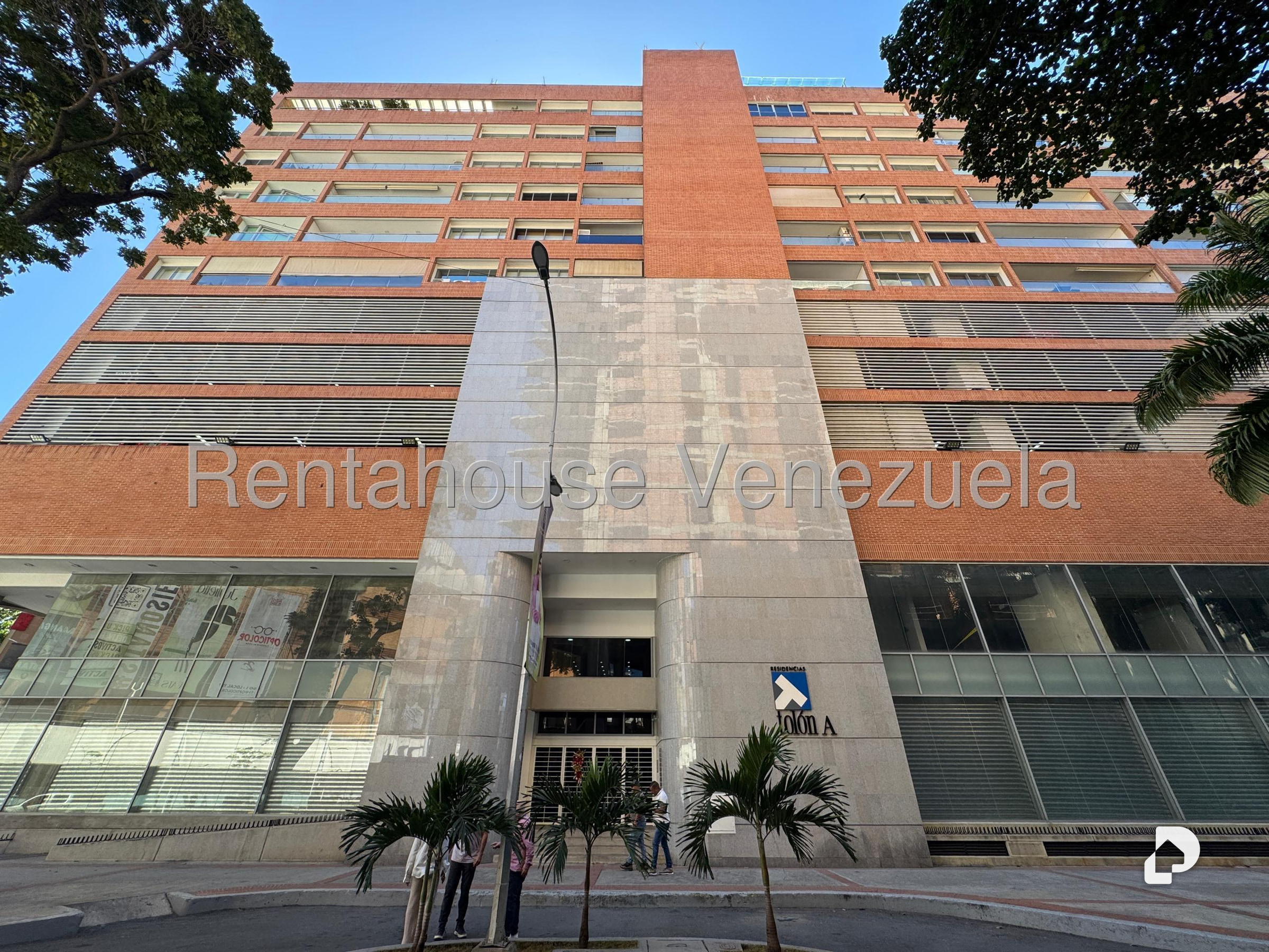 Apartment in Las Mercedes, Caracas – 2