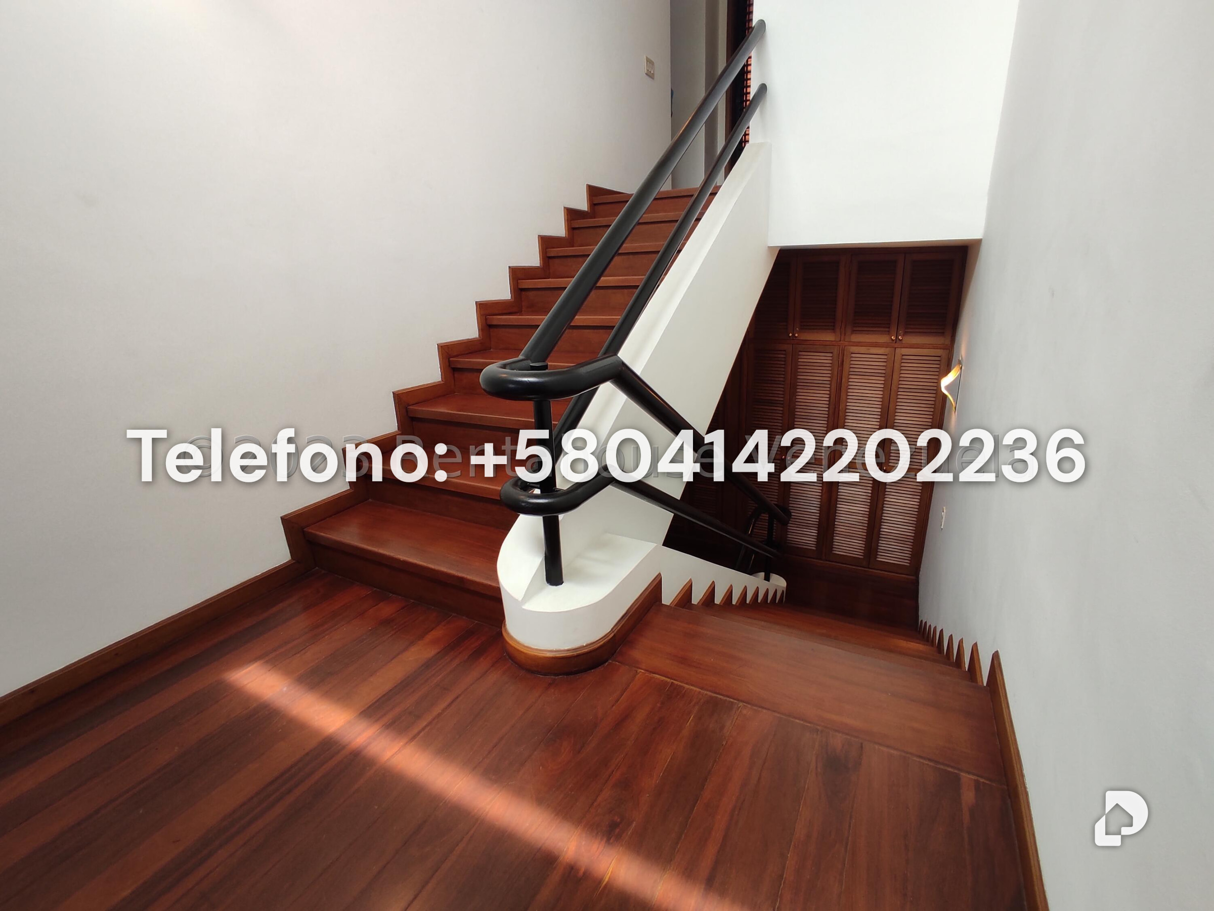 Casa en Colinas del Tamanaco, Caracas – 35