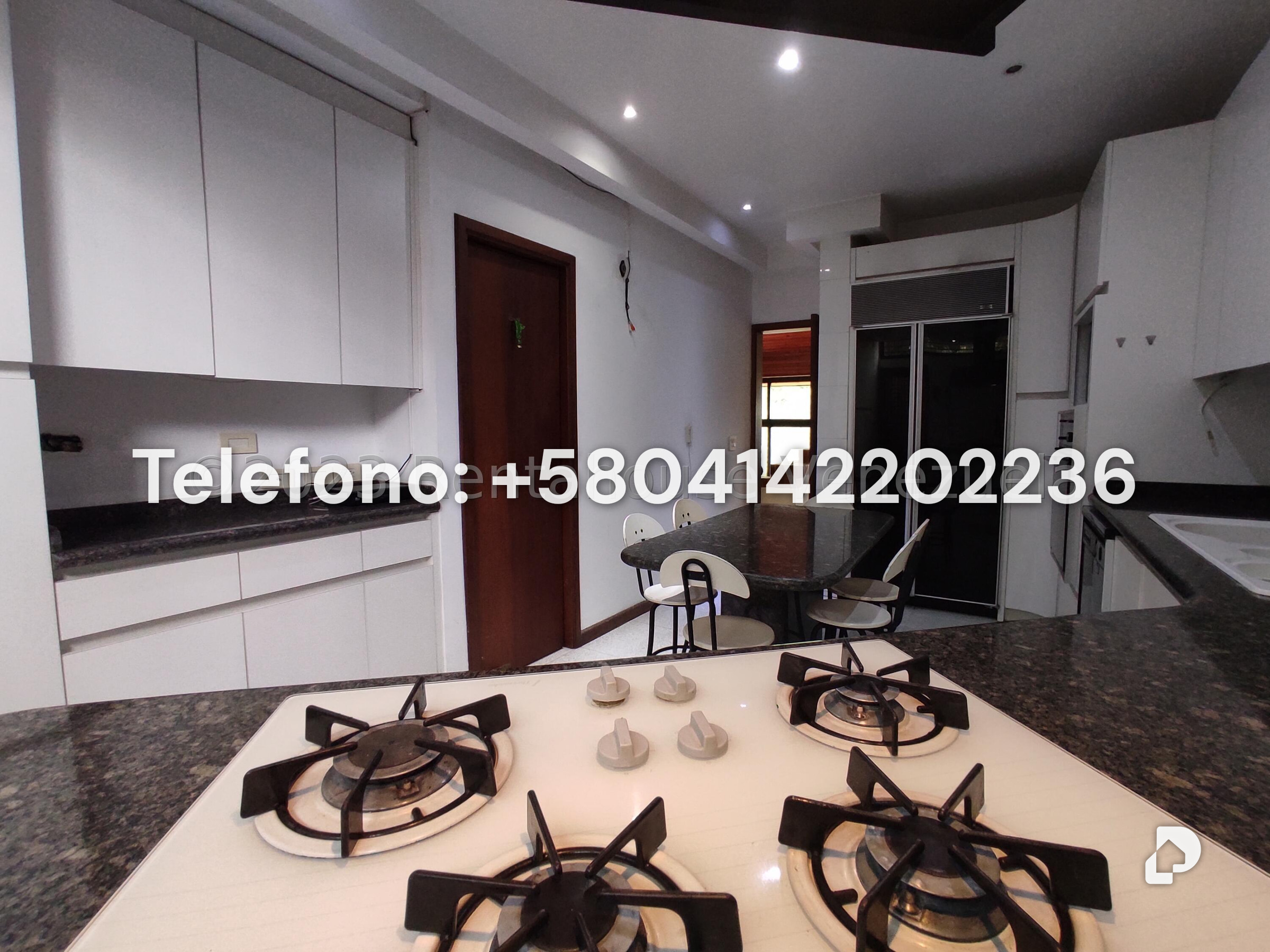 Casa en Colinas del Tamanaco, Caracas – 17