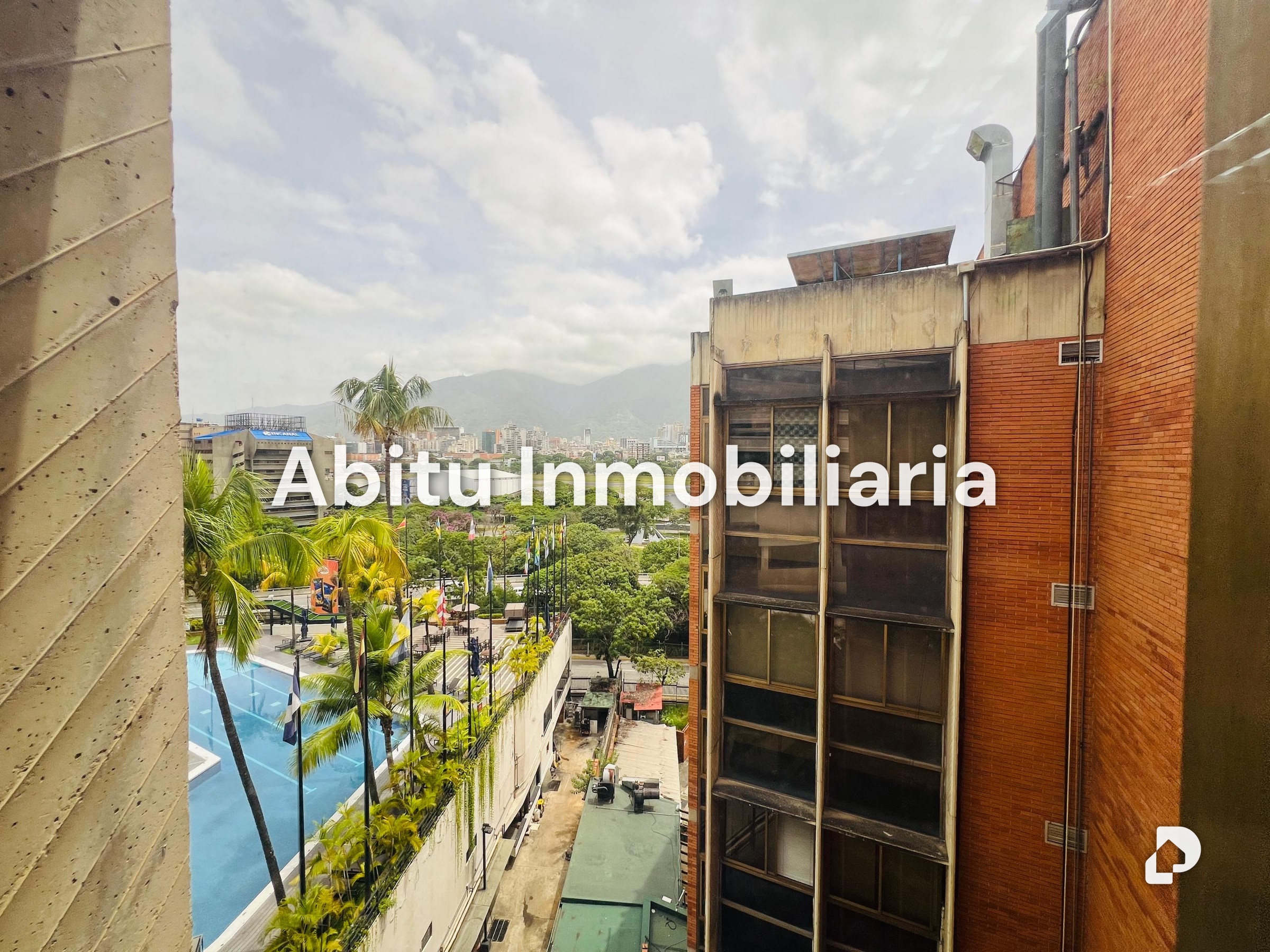 Office in Chuao, Caracas – 5