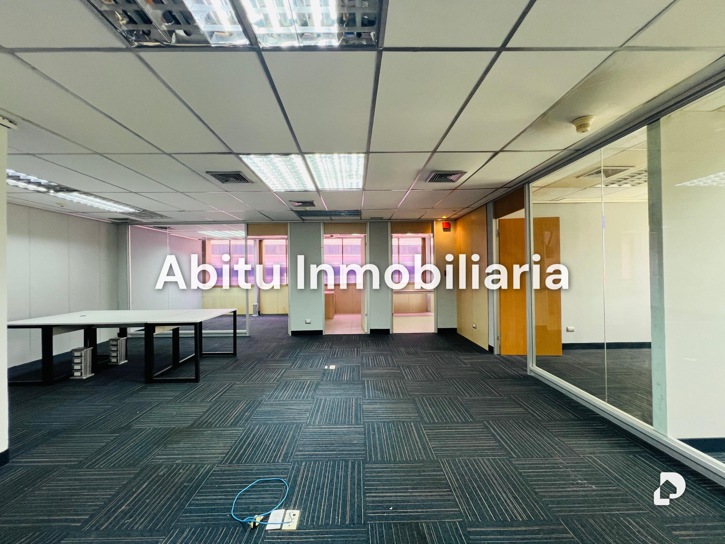 Office in Chuao, Caracas – 8