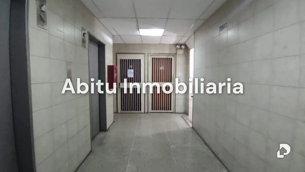Edificio en La Campiña, Caracas – 1