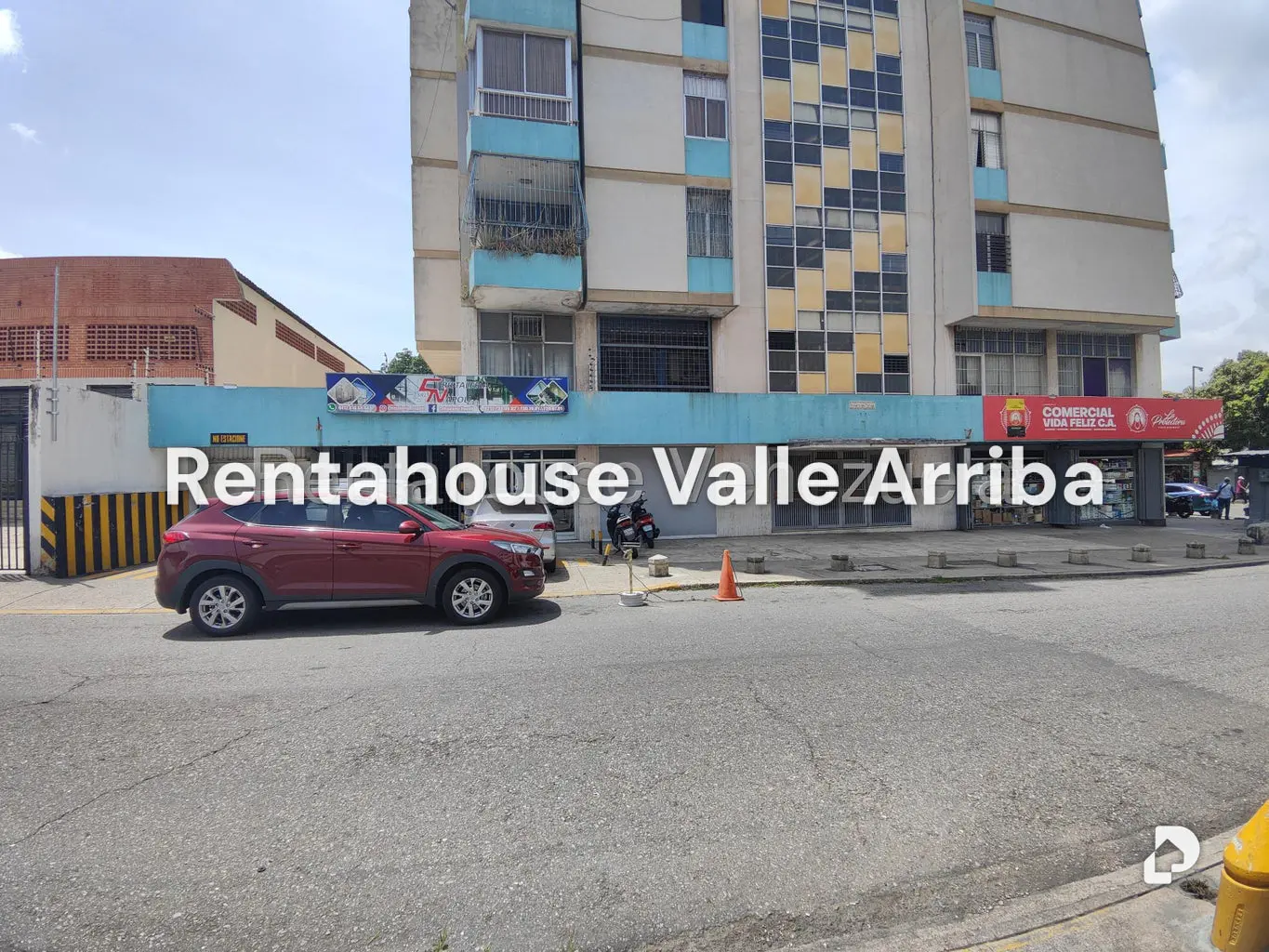 Local comercial en La Florida, Caracas – 21