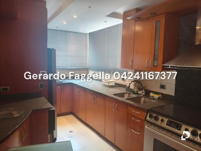 Apartamento en Terrazas del Ávila, Caracas – 9