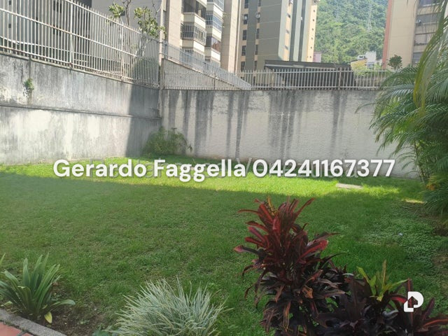 Apartamento en Terrazas del Ávila, Caracas – 13