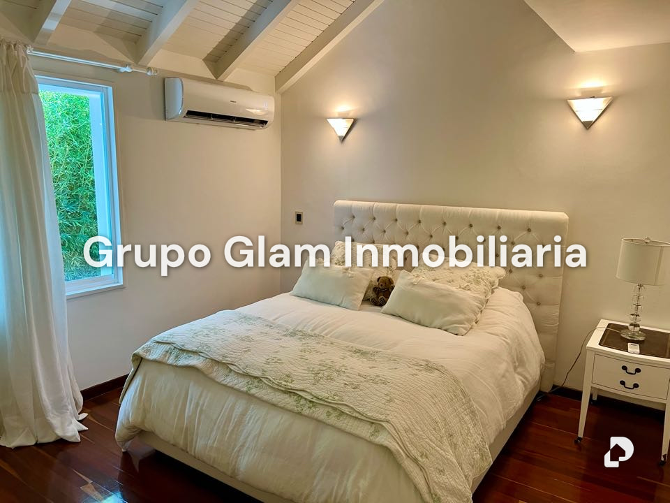 House in Colinas de Tamanaco, Caracas – 31