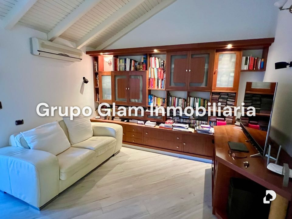 House in Colinas de Tamanaco, Caracas – 27
