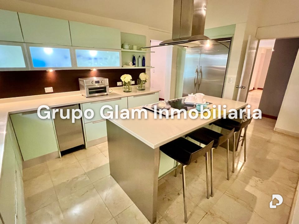 House in Colinas de Tamanaco, Caracas – 11
