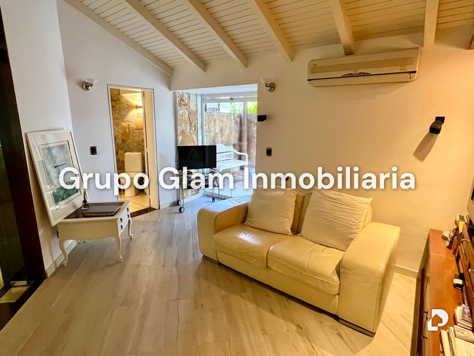House in Colinas de Tamanaco, Caracas – 26