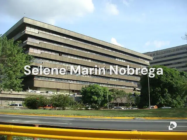 Oficina en Chuao, Caracas – 1