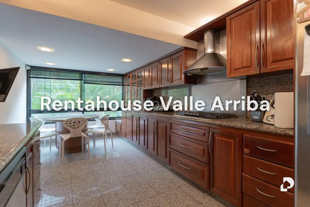 Apartamento en Lomas de La Lagunita, Caracas – 25