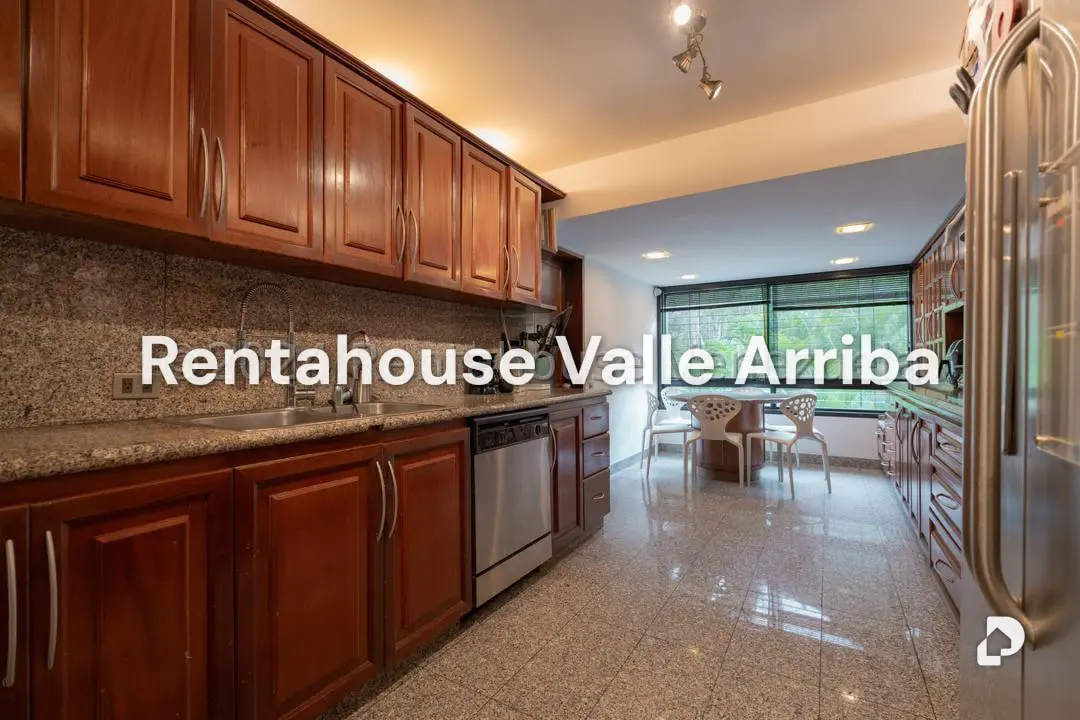 Apartamento en Lomas de La Lagunita, Caracas – 24