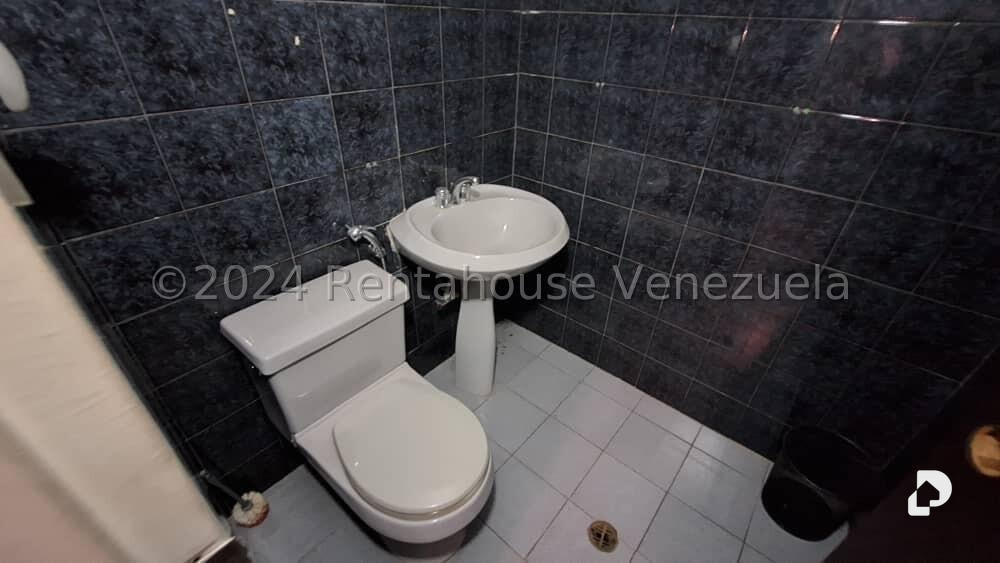 Oficina en La Urbina, Caracas – 29