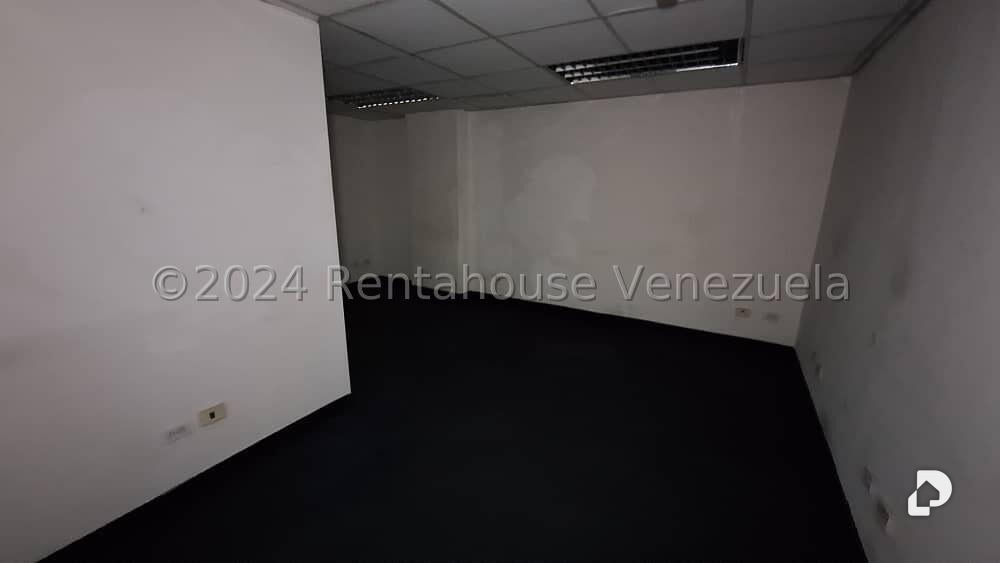 Oficina en La Urbina, Caracas – 5