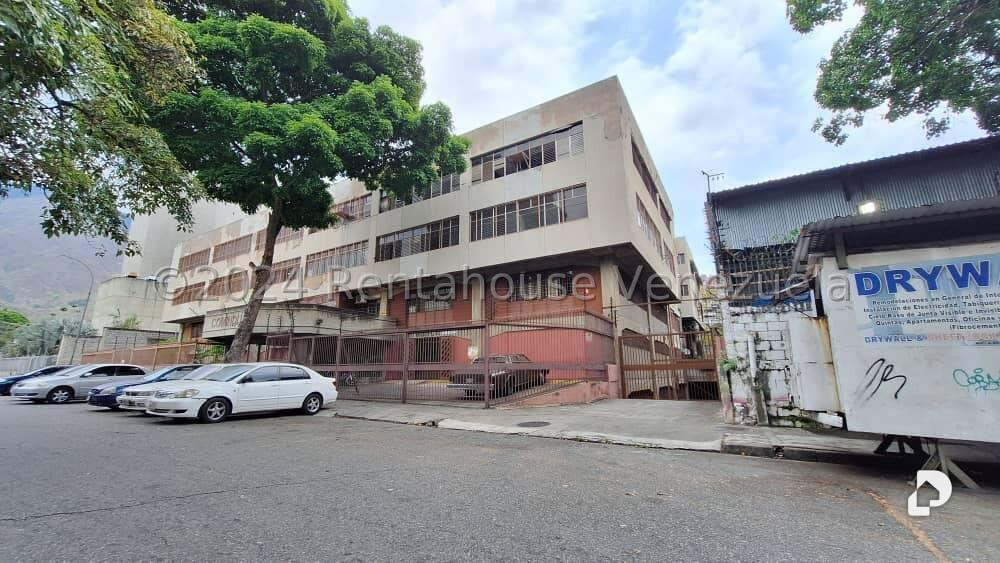 Oficina en La Urbina, Caracas – 1