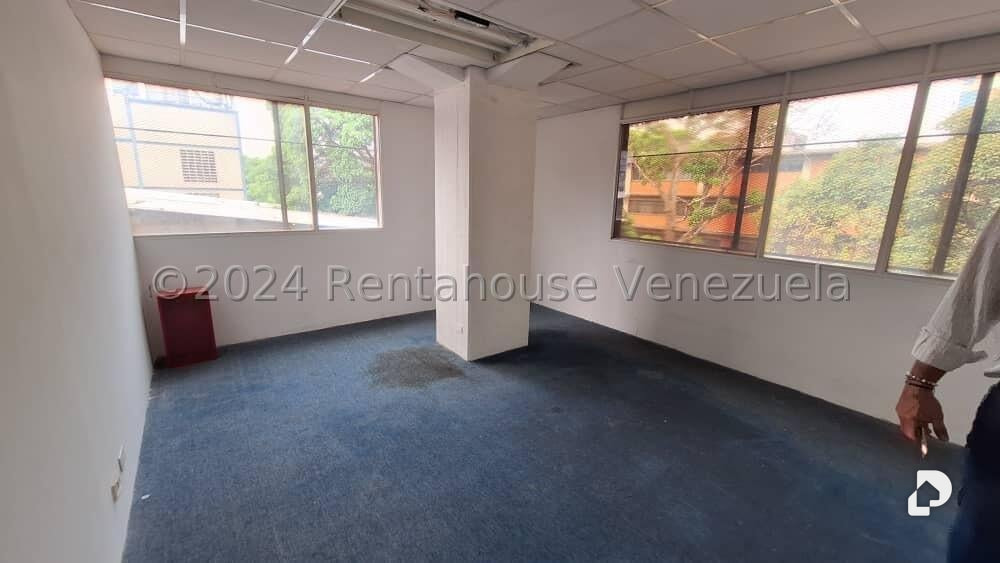 Oficina en La Urbina, Caracas – 22
