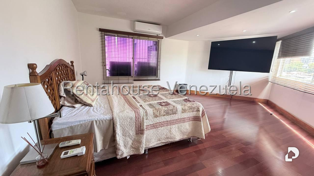 Apartamento en Los Dos Caminos, Caracas – 26