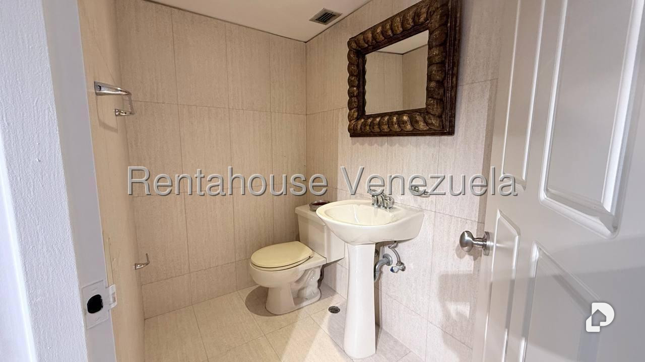 Apartamento en Los Dos Caminos, Caracas – 17