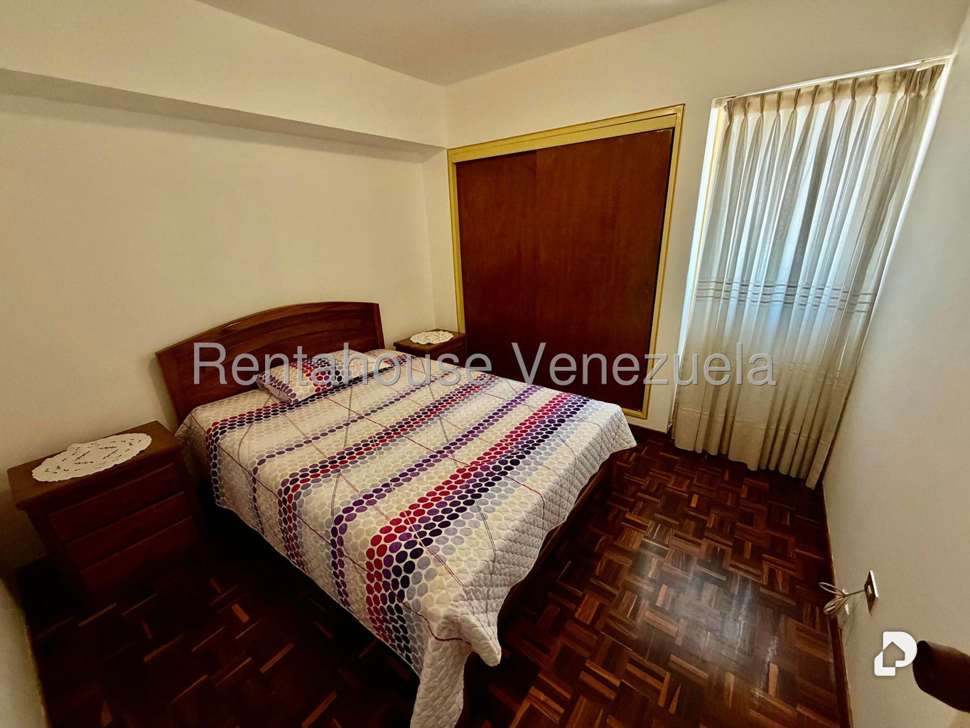 Apartamento en Los Palos Grandes, Caracas – 14