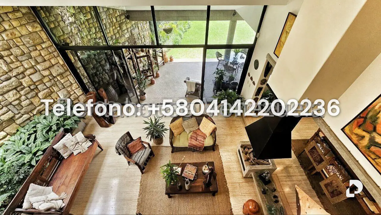 Casa en Alto Hatillo, Caracas – 9