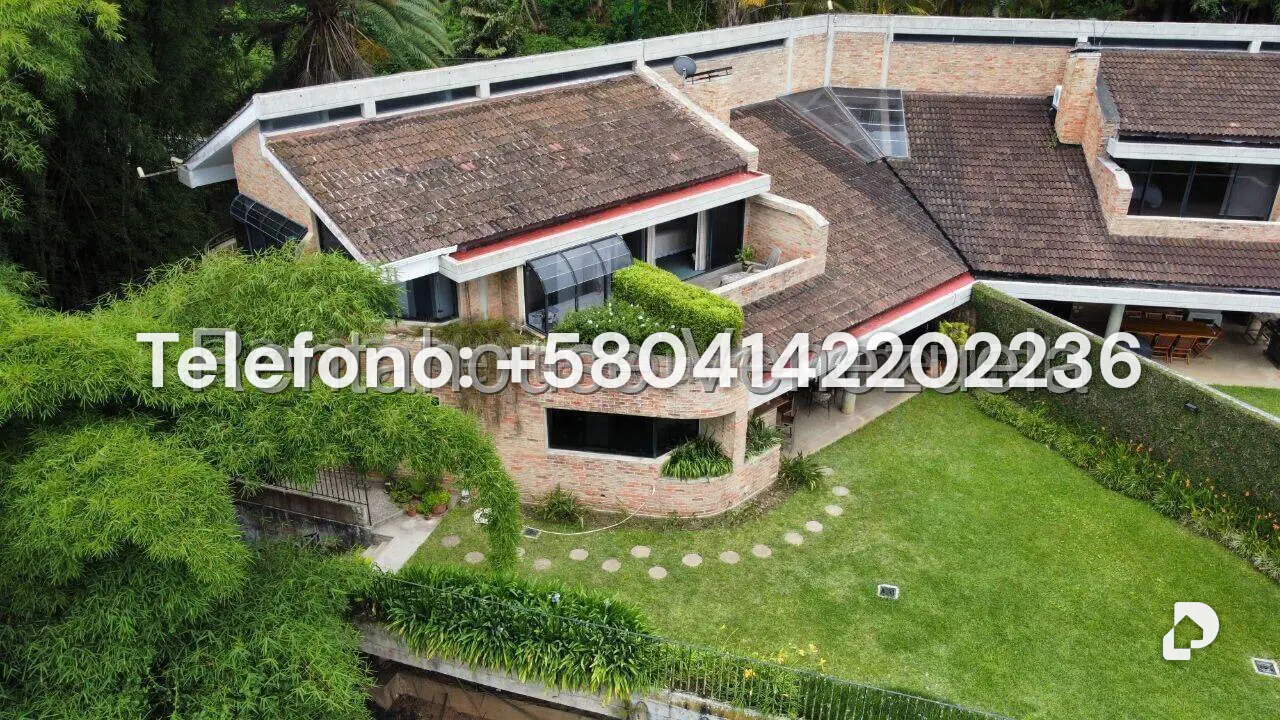 Casa en Alto Hatillo, Caracas – 2