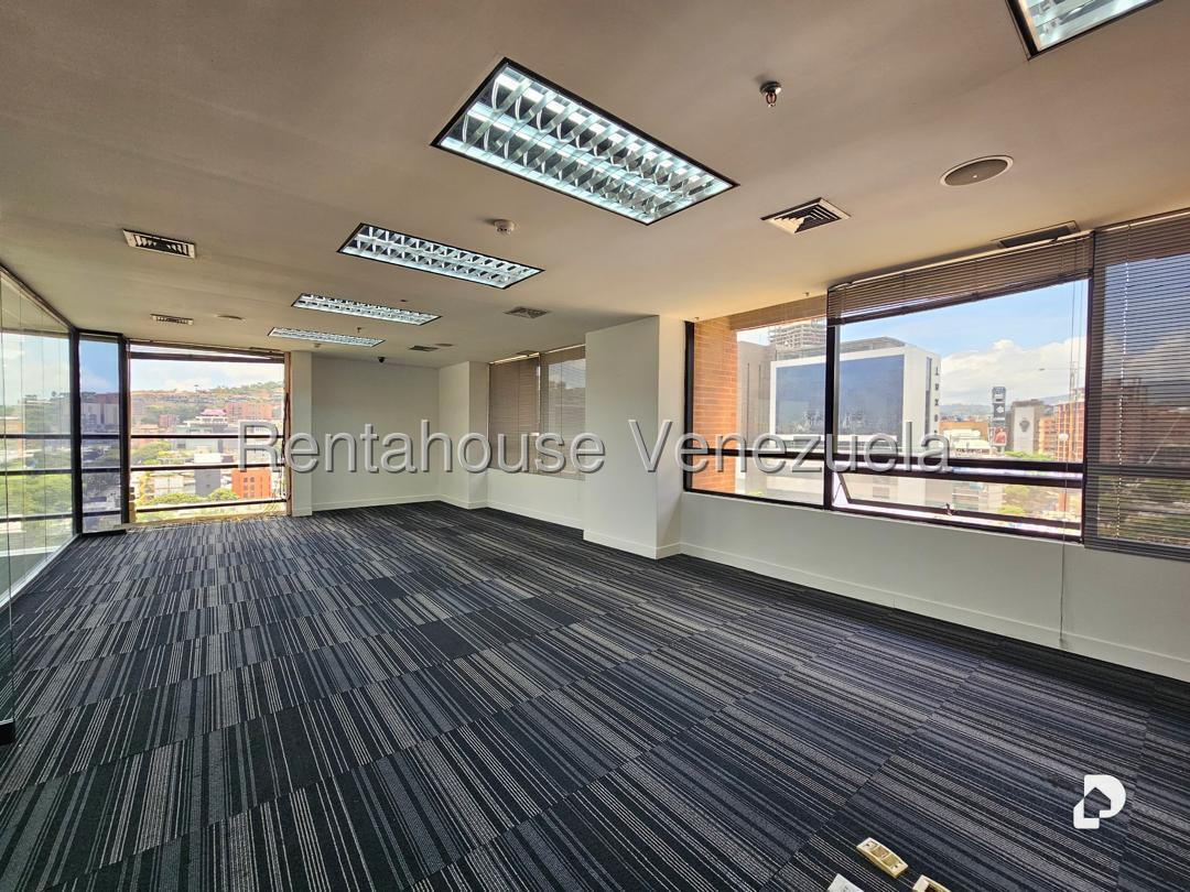 Office in Las Mercedes, Caracas – 29