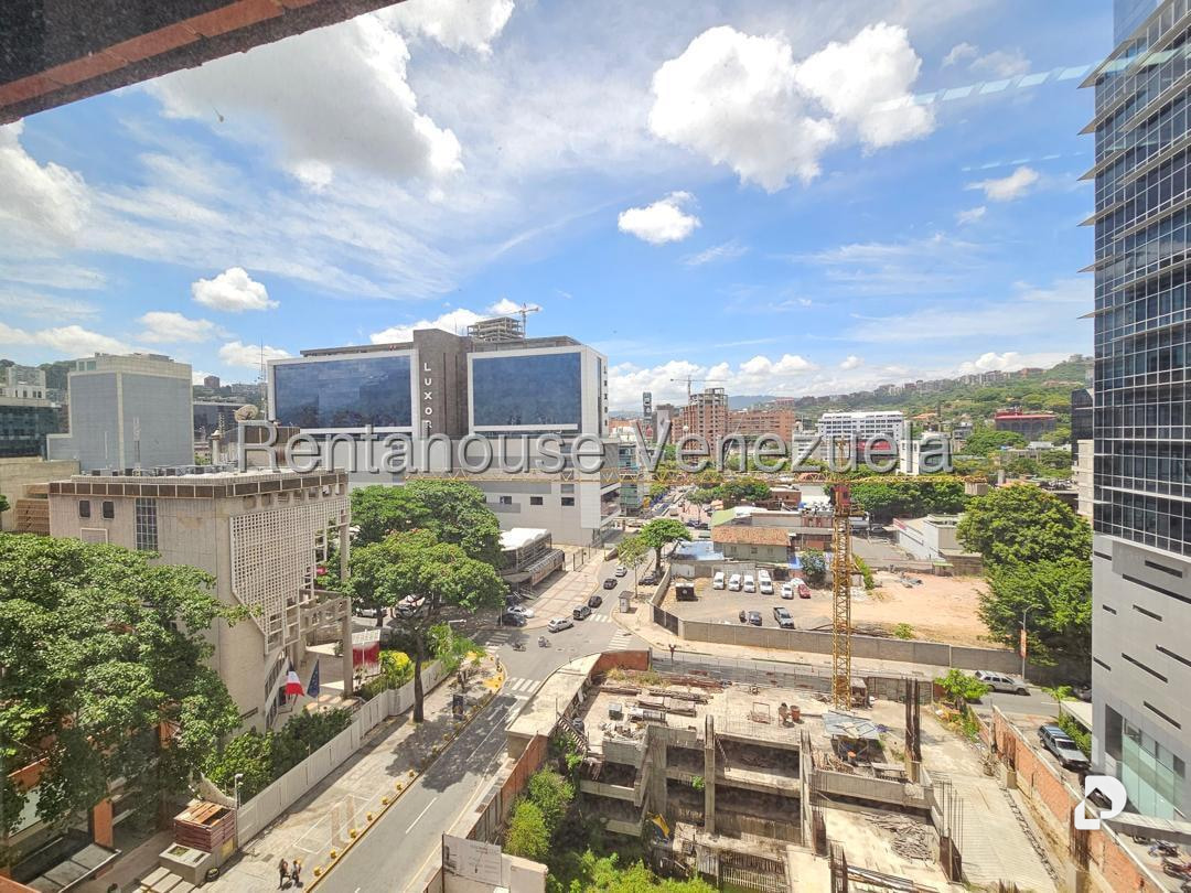 Office in Las Mercedes, Caracas – 26