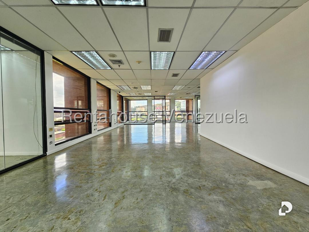 Office in Las Mercedes, Caracas – 21