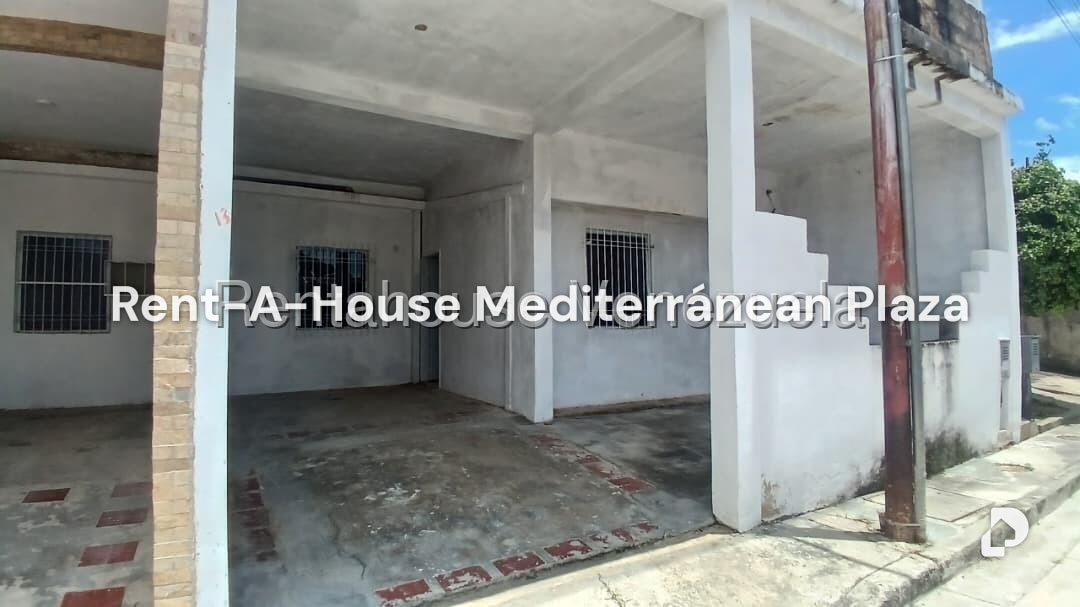Casa en Altamira, San Joaquín – 2