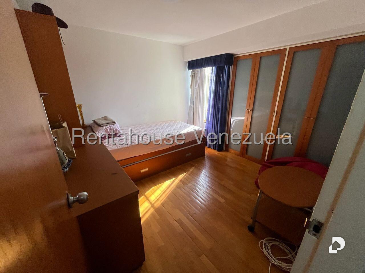 Apartamento en Manzanares, Caracas – 24