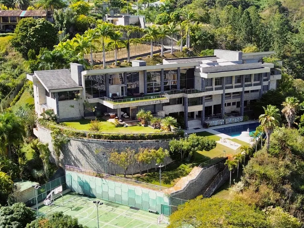 Casa en La Trinidad, Caracas - 1