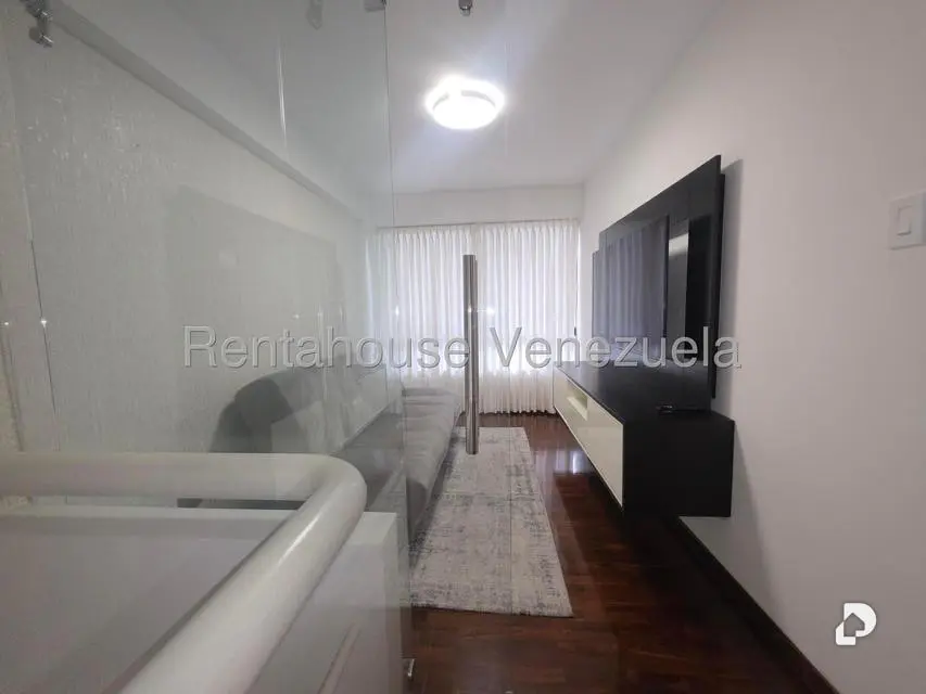 Apartamento en Las Mercedes, Caracas – 6