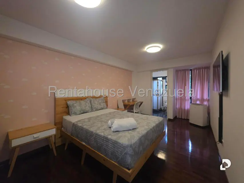 Apartamento en Las Mercedes, Caracas – 10