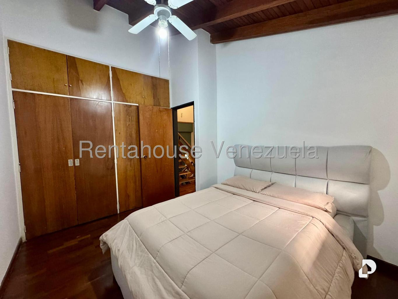 Casa en Alto Prado, Caracas – 36