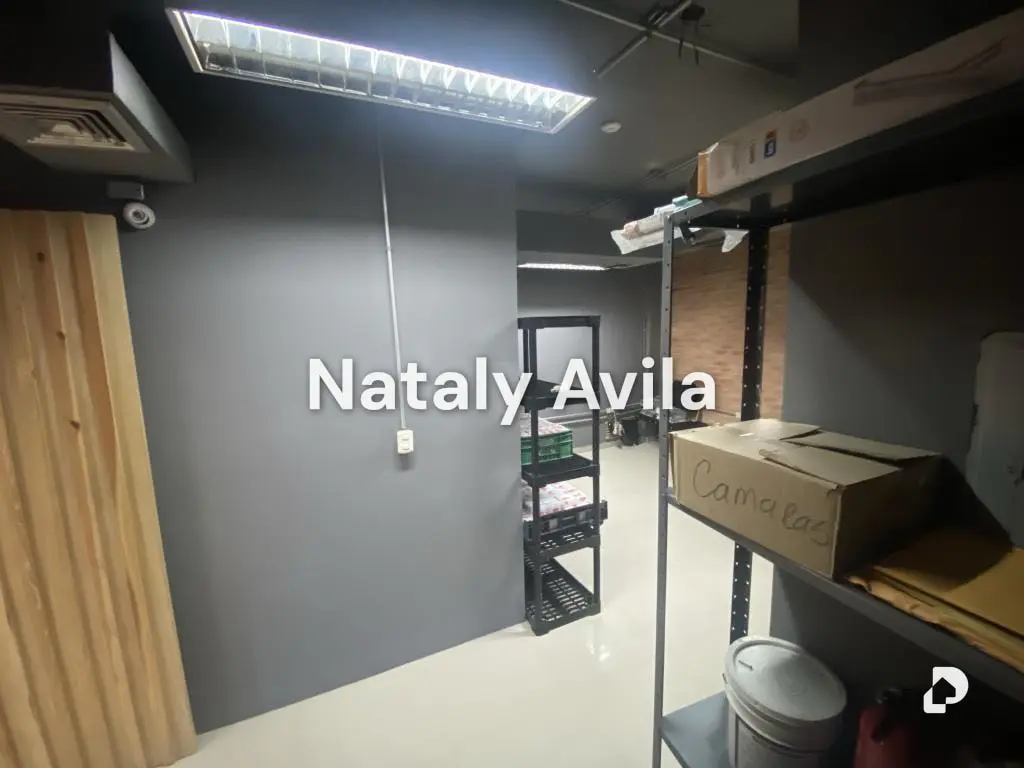 Local comercial en Zona Industrial, Valencia – 12